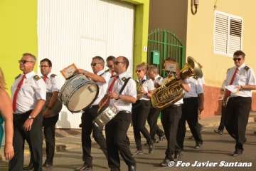 El Caracol despide sus fiestas con procesión y espectáculo musical (Foto Francisco Javier Santana)